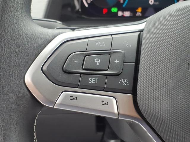 2026 Volkswagen Atlas Cross Sport SE with Technology