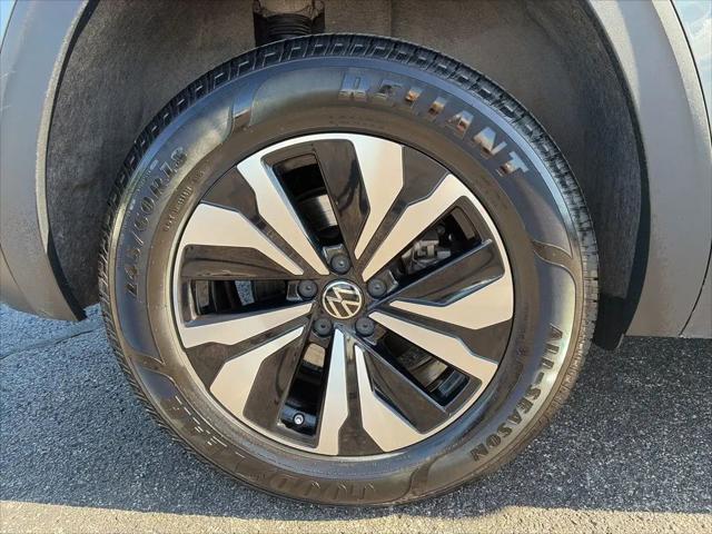 2024 Volkswagen Atlas Cross Sport 2.0T SE