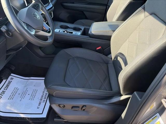 2024 Volkswagen Atlas Cross Sport 2.0T SE