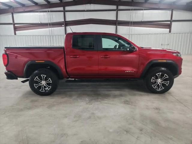 2024 GMC Canyon 4WD AT4