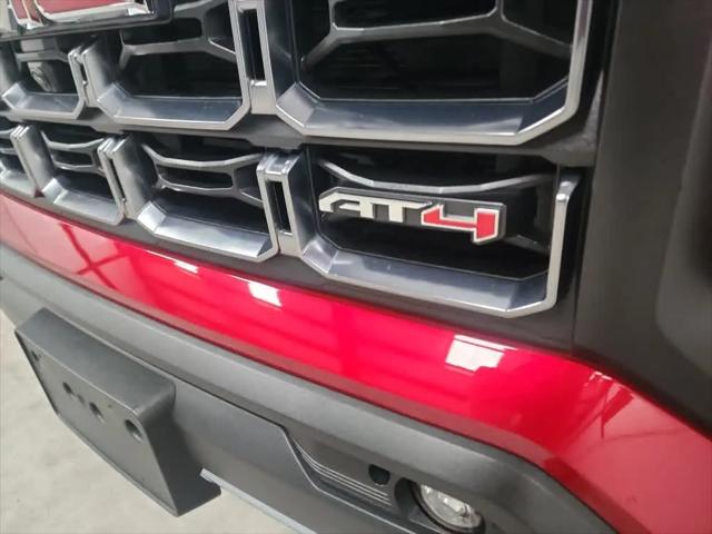 2024 GMC Canyon 4WD AT4