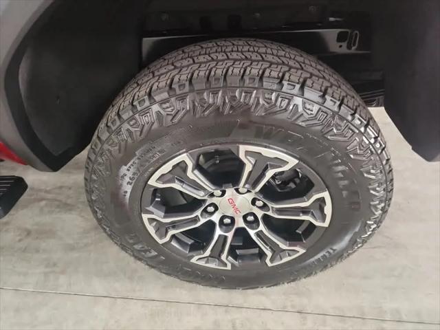 2024 GMC Canyon 4WD AT4