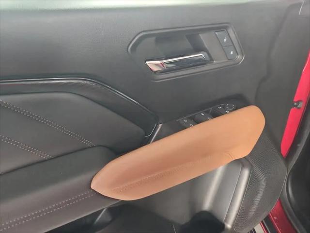 2024 GMC Canyon 4WD AT4