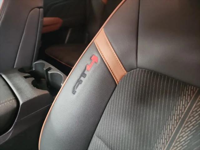 2024 GMC Canyon 4WD AT4