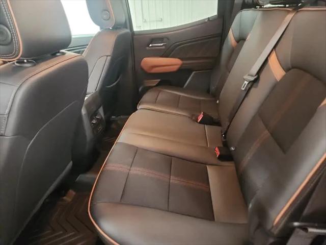 2024 GMC Canyon 4WD AT4