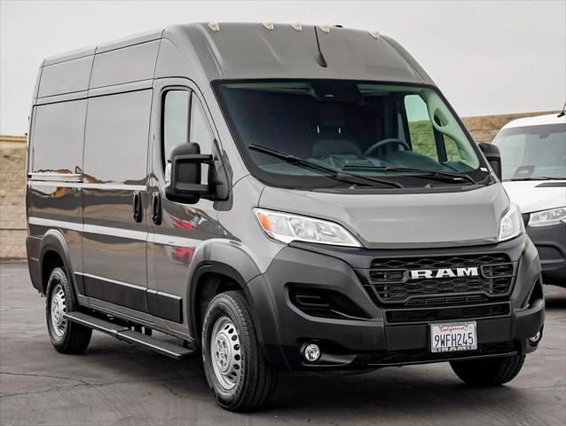 2025 Ram ProMaster 2500 Cargo Van Tradesman High Roof 136" WB w/Pass Seat