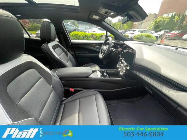 2024 Chevrolet V Blazer eAWD 2LT