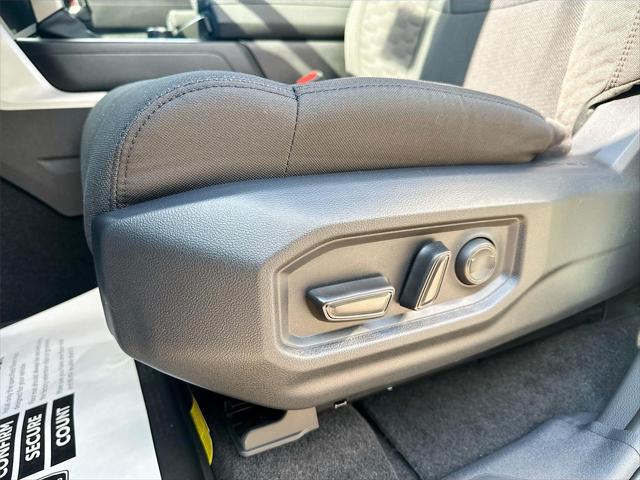 2026 Toyota Tundra SR5 CrewMax 5.5' Bed