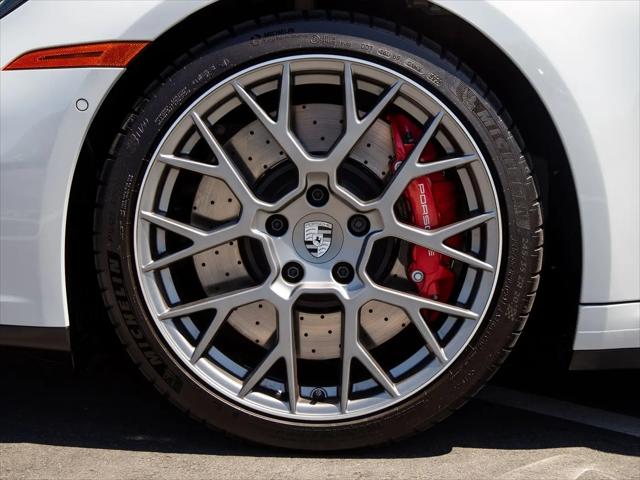2026 Porsche 911 Carrera 4S
