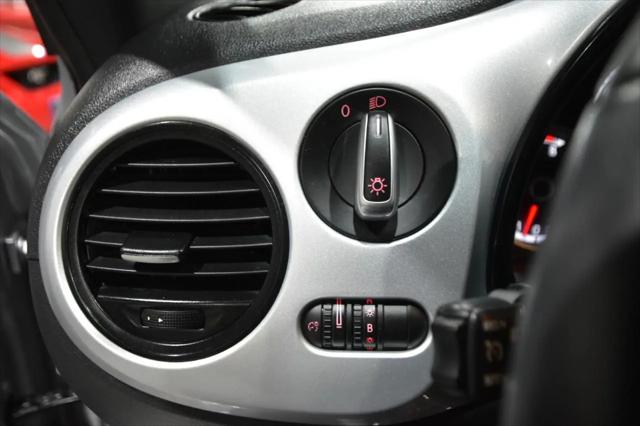 2015 Volkswagen Beetle 1.8T Classic