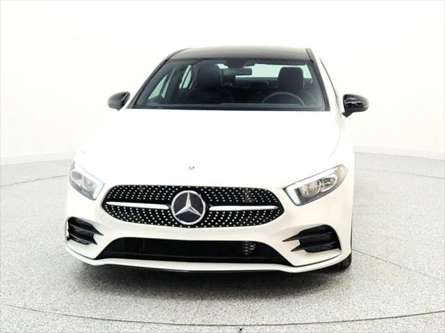2022 Mercedes-Benz A 220 A 220