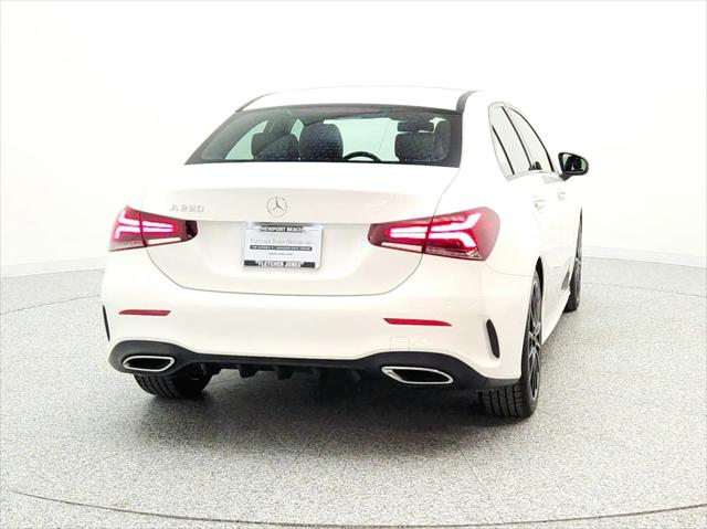 2022 Mercedes-Benz A 220 A 220