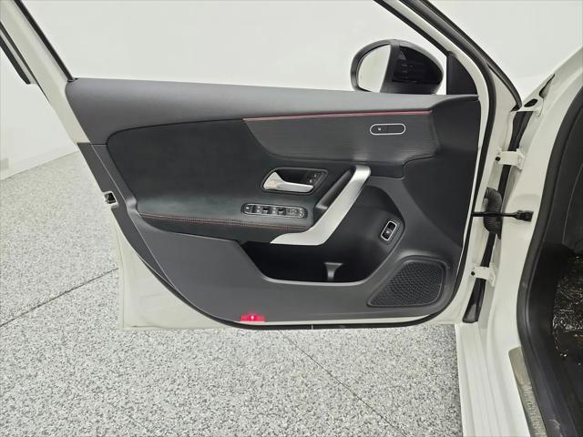 2022 Mercedes-Benz A 220 A 220