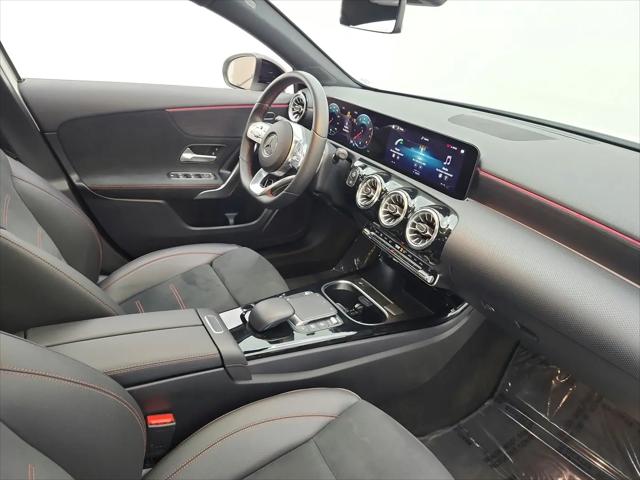 2022 Mercedes-Benz A 220 A 220