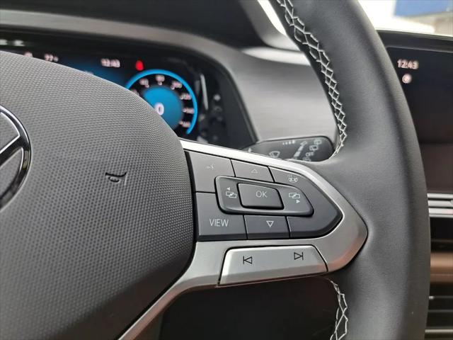 2026 Volkswagen Atlas Cross Sport SE with Technology
