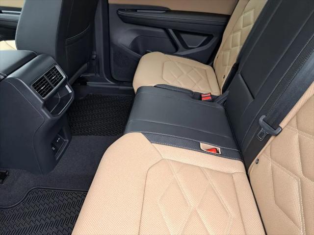 2026 Volkswagen Atlas Cross Sport SE with Technology