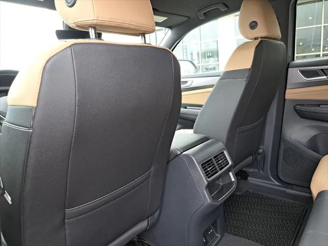 2026 Volkswagen Atlas Cross Sport SE with Technology