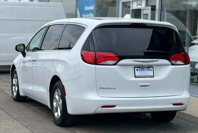 2017 Chrysler Pacifica LX
