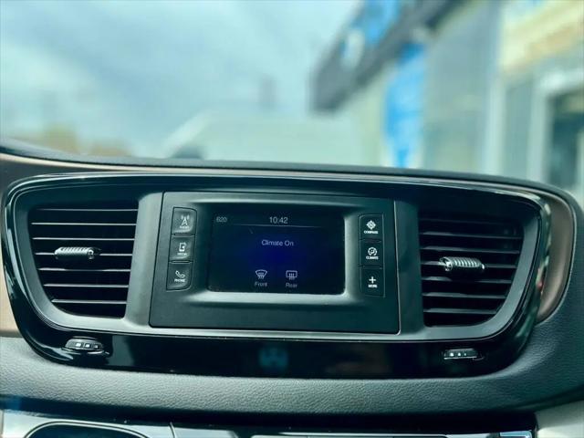 2017 Chrysler Pacifica LX