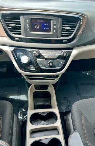 2017 Chrysler Pacifica LX