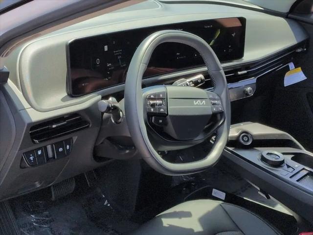 2025 Kia EV6 Light Long Range RWD