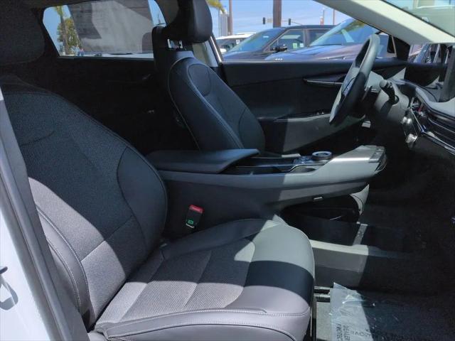 2025 Kia EV6 Light Long Range RWD