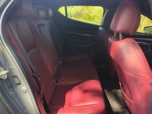 2023 Mazda Mazda3 2.5 S Carbon Edition