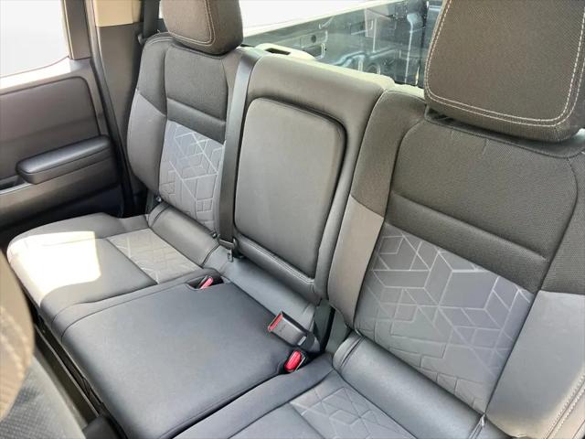 2025 Nissan Frontier Crew Cab SV 4x4