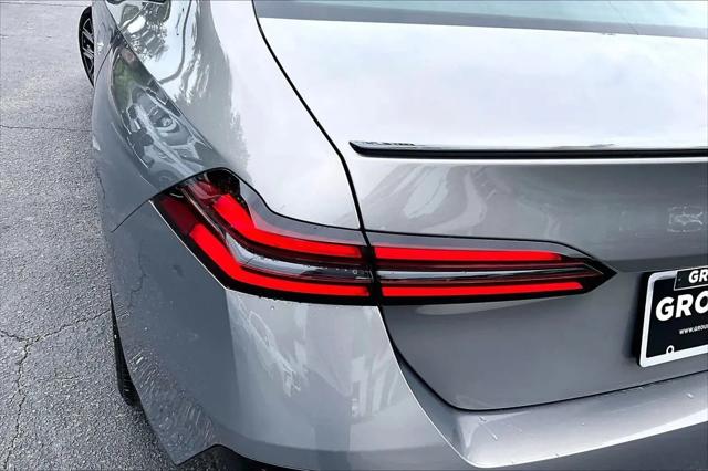 2027 BMW 5 Series 530i