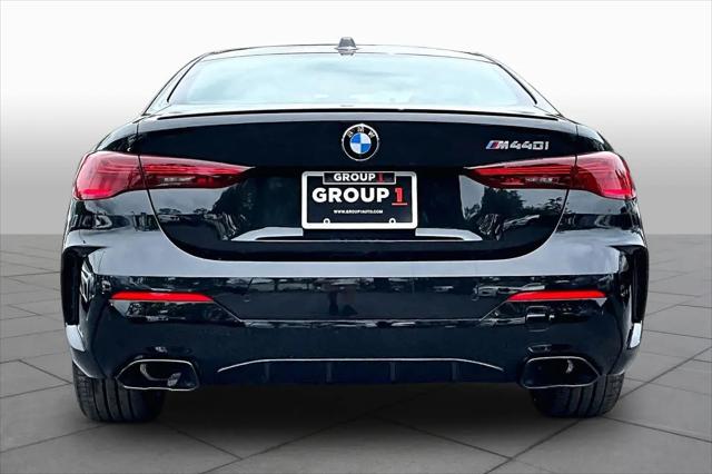 2027 BMW M4 i