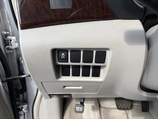 2014 Nissan Quest S