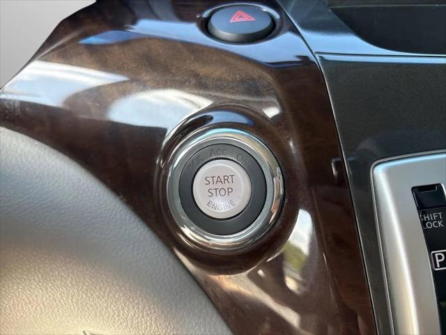 2014 Nissan Quest S