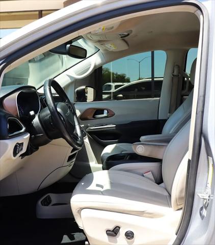 2021 Chrysler Voyager LXI