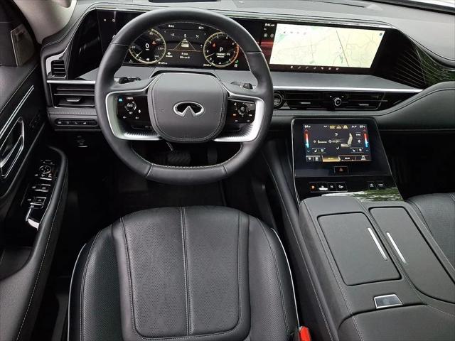 2025 INFINITI QX80 SENSORY AWD