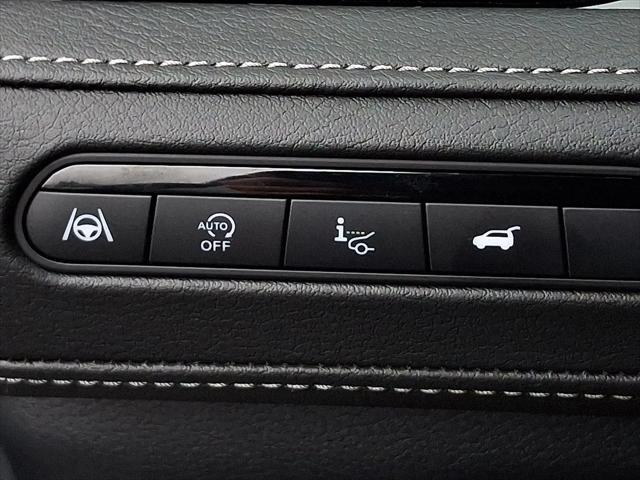 2025 INFINITI QX80 SENSORY AWD
