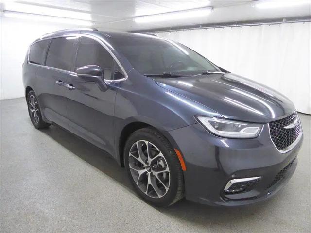 2021 Chrysler Pacifica Touring L for sale in Downers Grove, IL