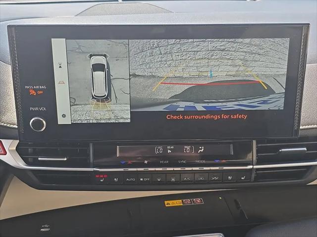 2025 Toyota Sienna Platinum