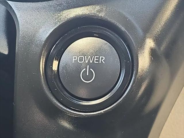 2025 Toyota Sienna Platinum