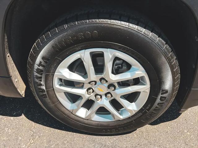 2023 Chevrolet Traverse FWD LS