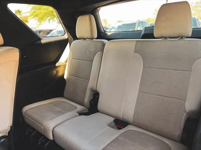 2023 Chevrolet Traverse FWD LS
