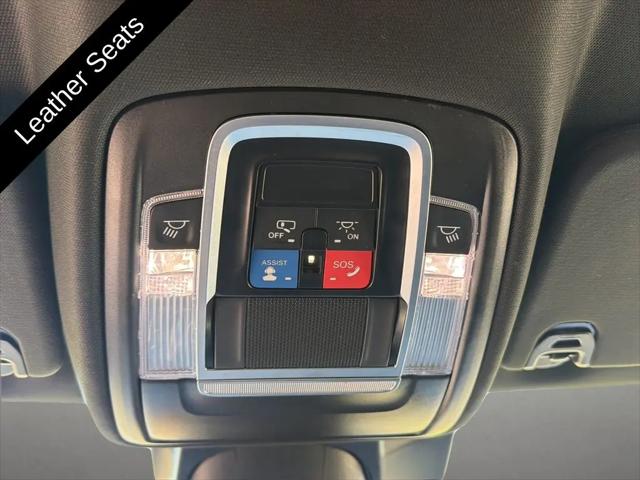 2024 Ram 1500 Laramie Crew Cab 4x2 5'7" Box