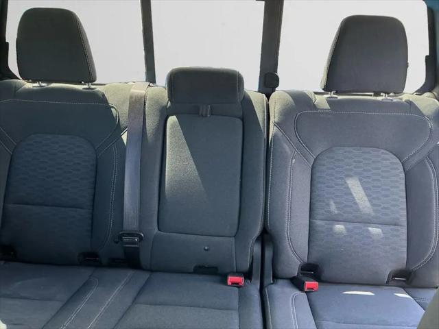 2025 Ram 1500 Big Horn Crew Cab 4x4 5'7" Box