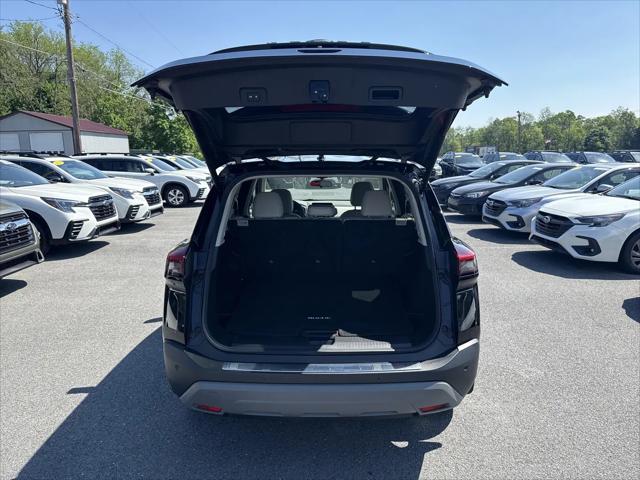 2023 Nissan Rogue SV FWD