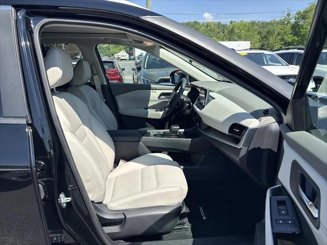 2023 Nissan Rogue SV FWD