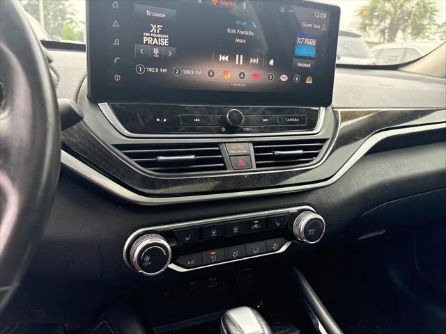 2023 Nissan Altima SR FWD
