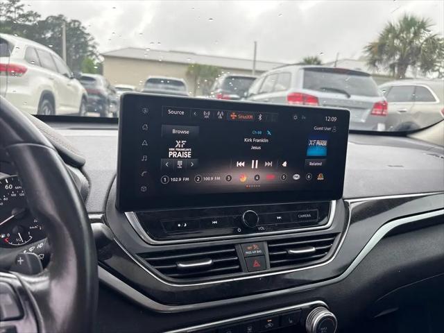 2023 Nissan Altima SR FWD