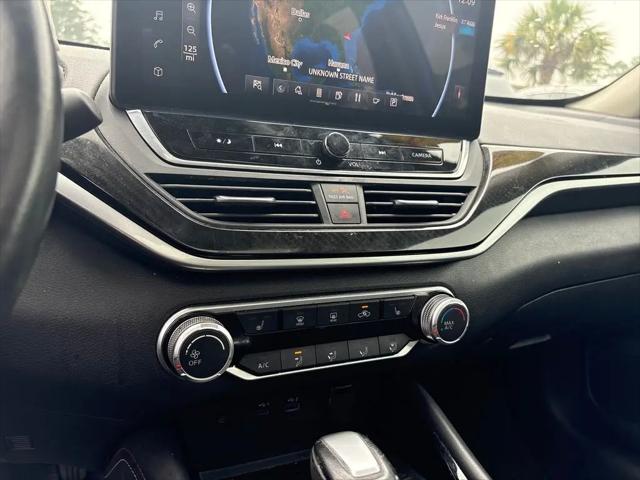 2023 Nissan Altima SR FWD