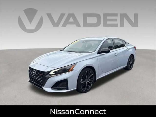 2023 Nissan Altima SR FWD