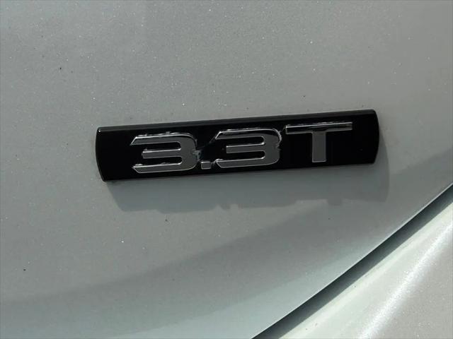 2023 Genesis G70 3.3T RWD