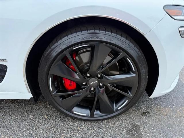 2023 Genesis G70 3.3T RWD